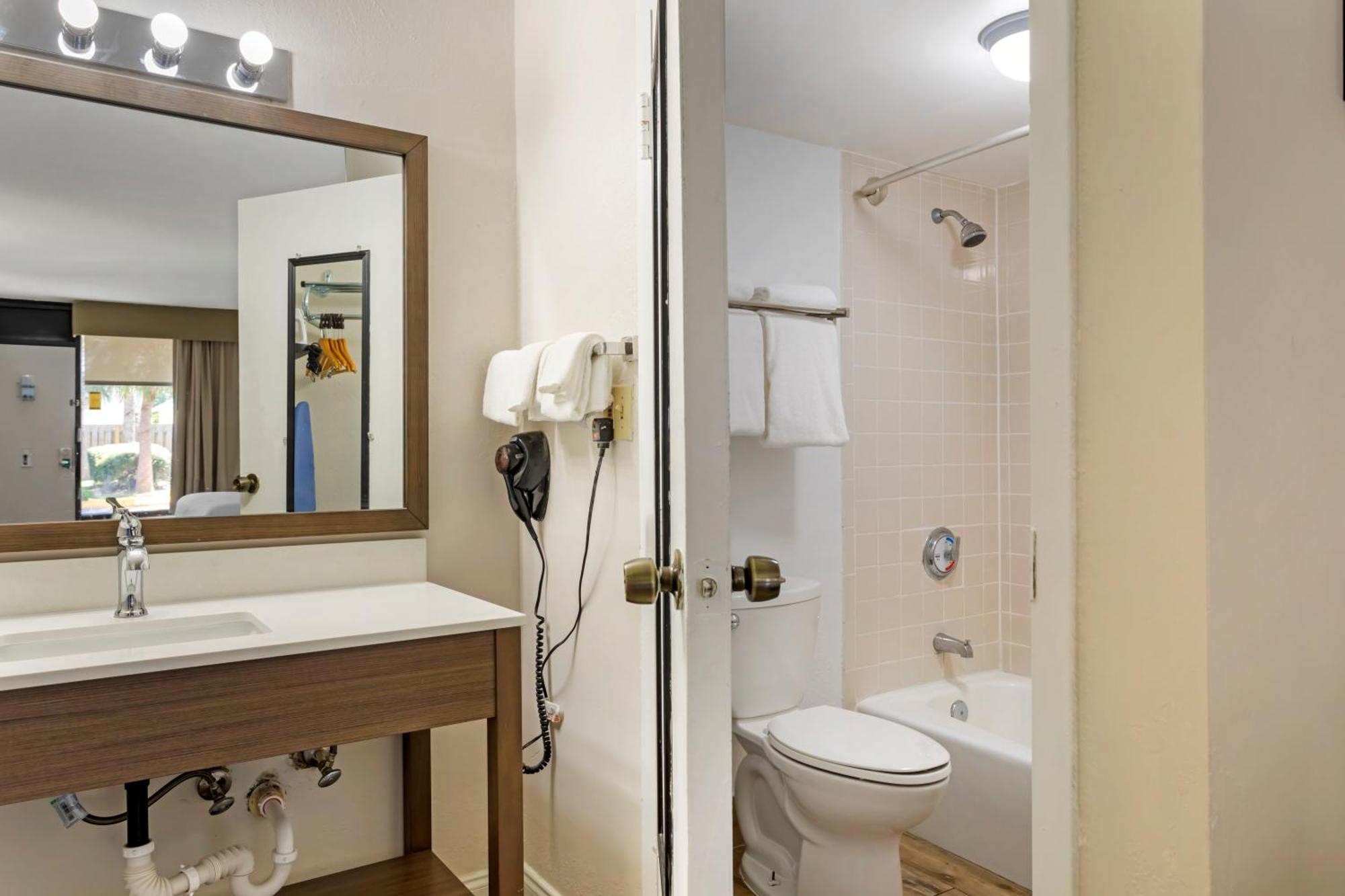 Quality Inn & Suites St Augustine Beach Area St. Augustine Beach Екстериор снимка