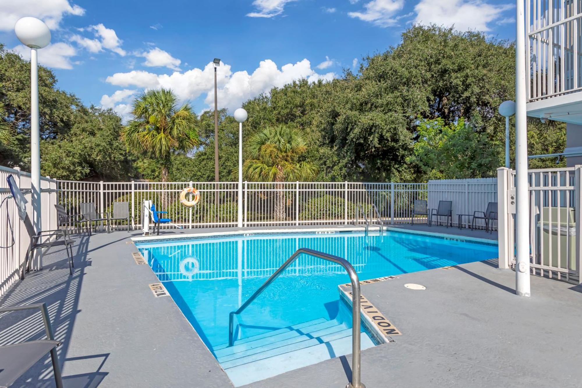 Quality Inn & Suites St Augustine Beach Area St. Augustine Beach Екстериор снимка