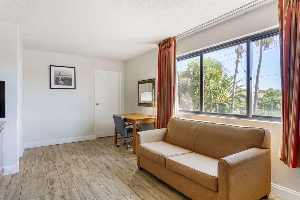 Quality Inn & Suites St Augustine Beach Area St. Augustine Beach Стая снимка