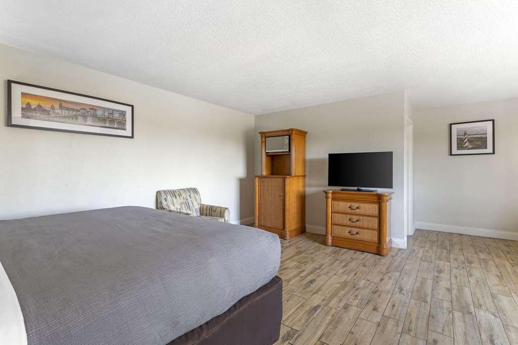 Quality Inn & Suites St Augustine Beach Area St. Augustine Beach Стая снимка